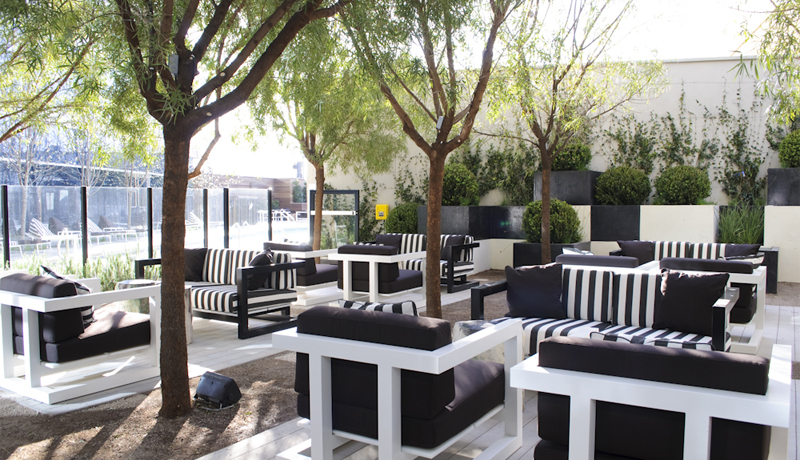 The Martin Garden Lounge The Martin Garden Lounge